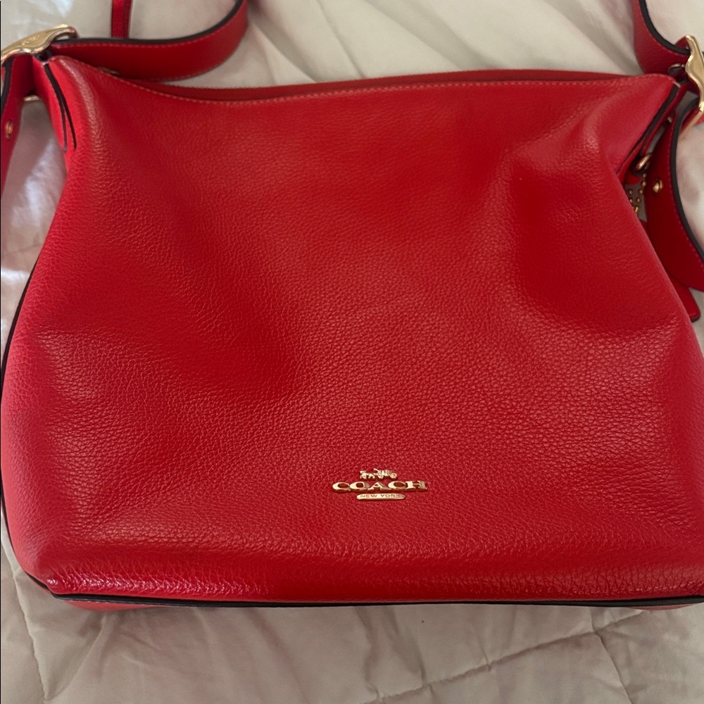 Coach Val Duffle Bag Electric Red Pebbled Leather l